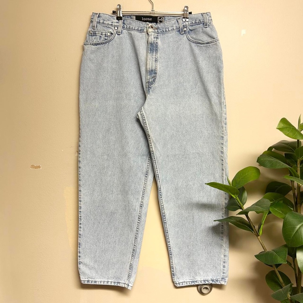 Vintage 90s Levis Silvertab Loose Fit Light Wash Denim Jeans 36x30 Made in USA